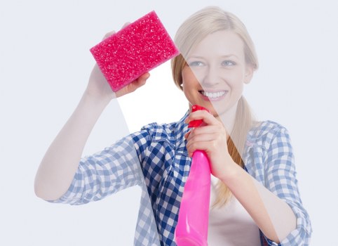 Eco-friendly cleaning team working in NW1 properties